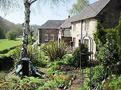 OLD SCHOOL COTTAGE