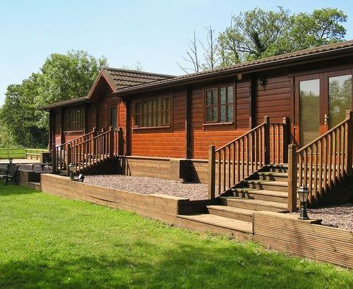 Waterside Lodge