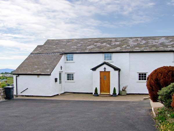 Bryn Uchaf