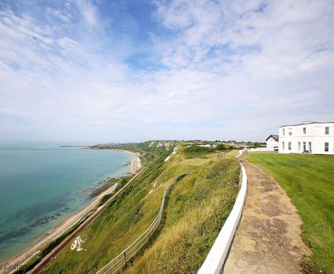 Abbots Cliff House, Capel Le Ferne, Abbots Cliff House, Capel Le Ferne