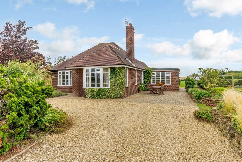 Exterior | Henry’s Retreat, Lenton, near Grantham - Henry’s Retreat