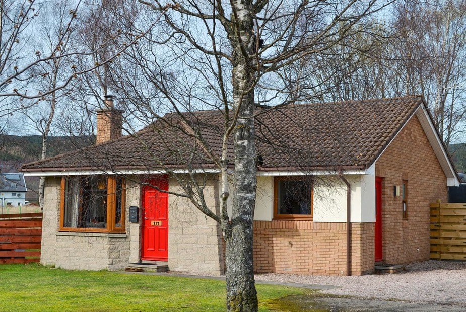 Holly Lodge, Holly Lodge, Aviemore, Aviemore Last Minute Cottages