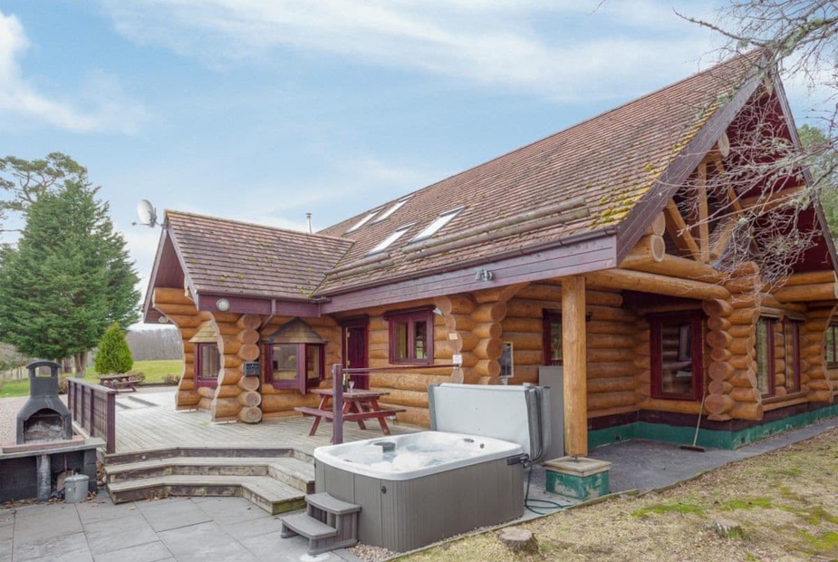 Mountain Bear Lodge, Mountain Bear Lodge, Nethy Bridge, near Aviemore