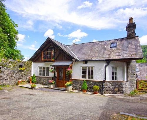 Smithy Cottage Smithy Cottage Betws Y Coed Wales Last Minute