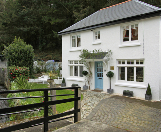 Petite Mansion