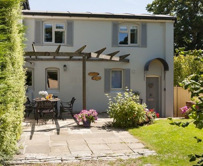 Magnolia Cottage Heathfield Estate Holmsley The New Forest