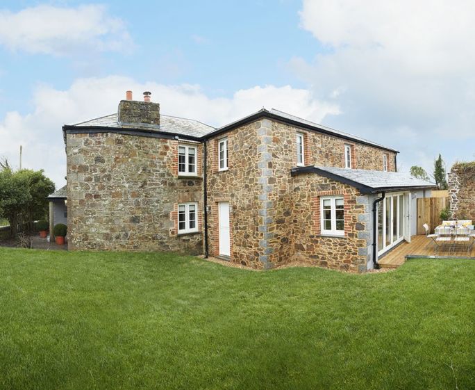 2 Kitts Hill , Trewethern, Chapel Amble 2 Kitts Hill has views across fabulous rolling countryside to the Camel Estuary and the north Cornish coast
