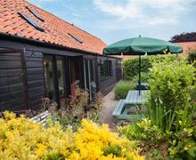 dog friendly cottages old hunstanton