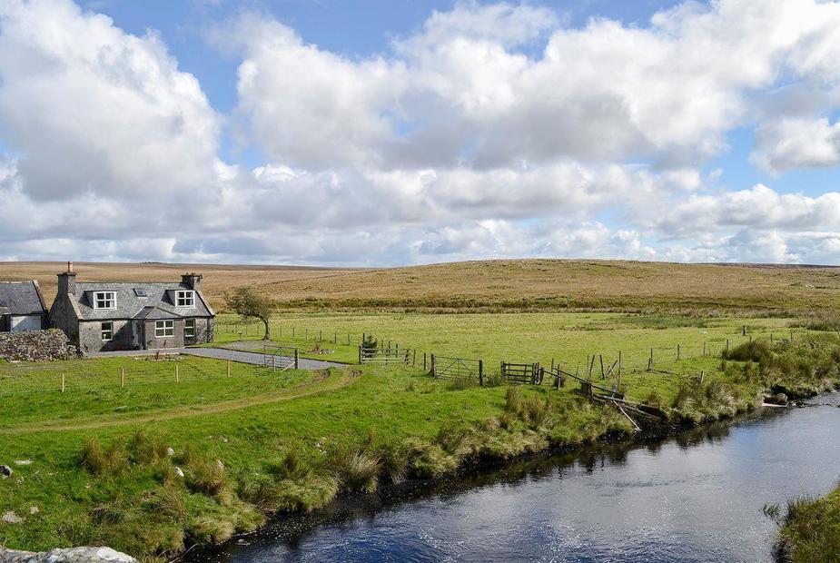 Dalnigap Perched on the bank of a small river | Dalnigap, New Luce, near Stranraer