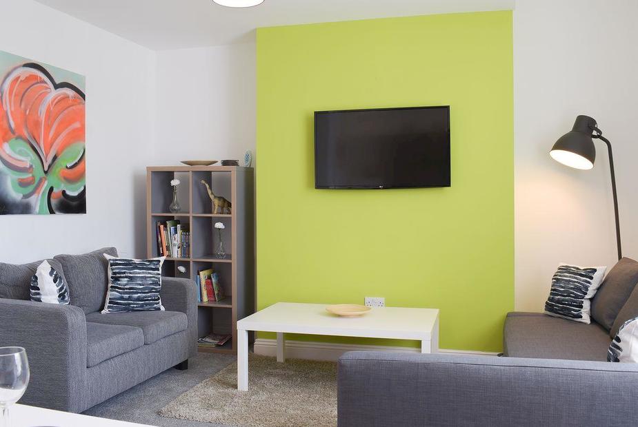 Mia's Place No.2 Comfortable and bright living area | Mia’s Place No. 2 - Mia’s Place Apartments, Chester