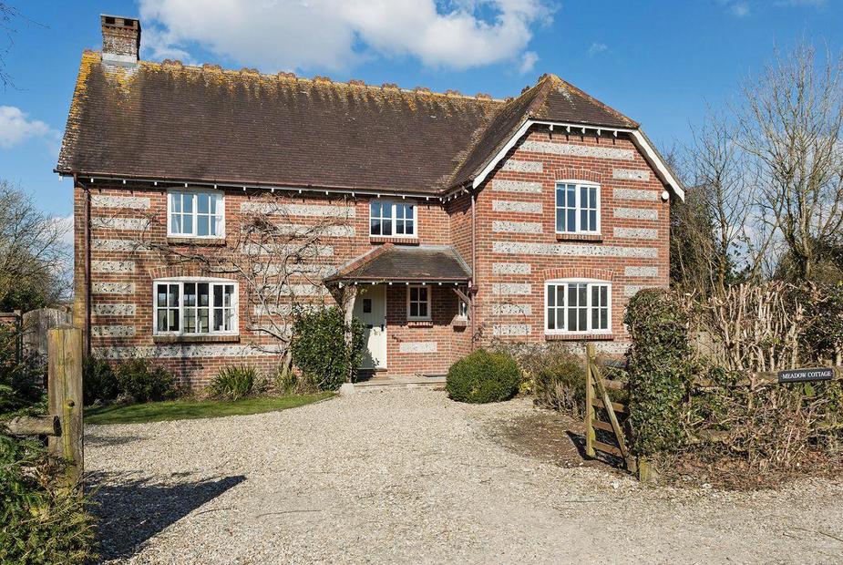 Meadow Cottage Lovely, detached family home | Meadow Cottage, Ashmore, near Shaftesbury