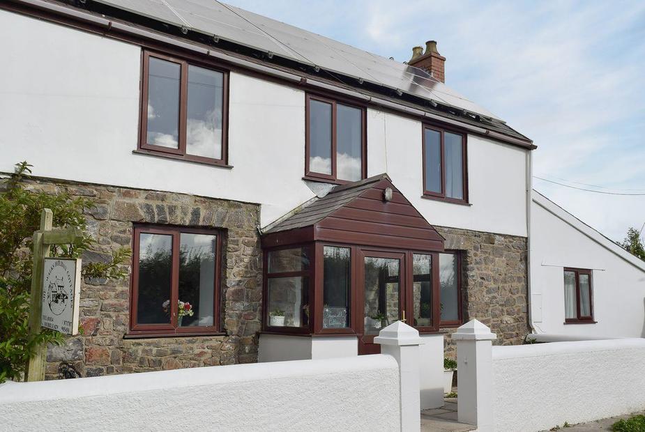 Sheepwalks Cottage Exterior | Sheepwalks Cottage, St Florence, near Tenby