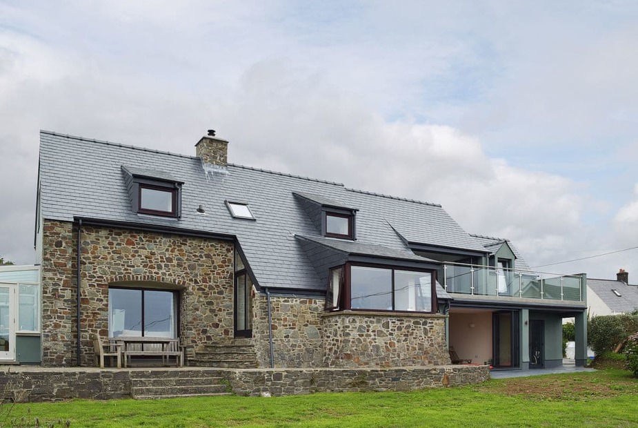 Plas Hyfryd - ON2 Lovely Welsh coastal holiday cottage | Plas Hyfryd, Solva, near Haverfordwest
