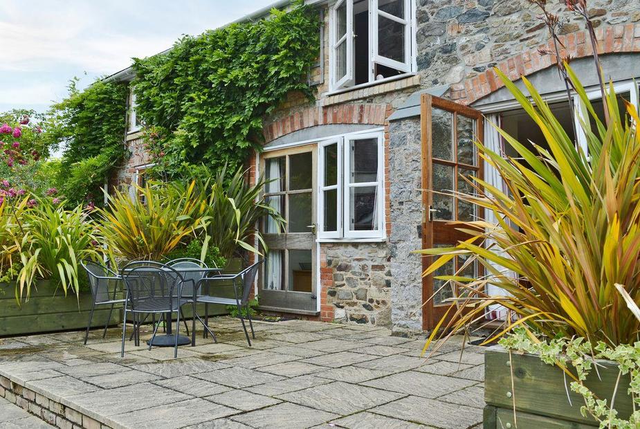 Wisteria Attractice barn conversion | Wisteria Cottage - East Dunley Cottages, Bovey Tracey
