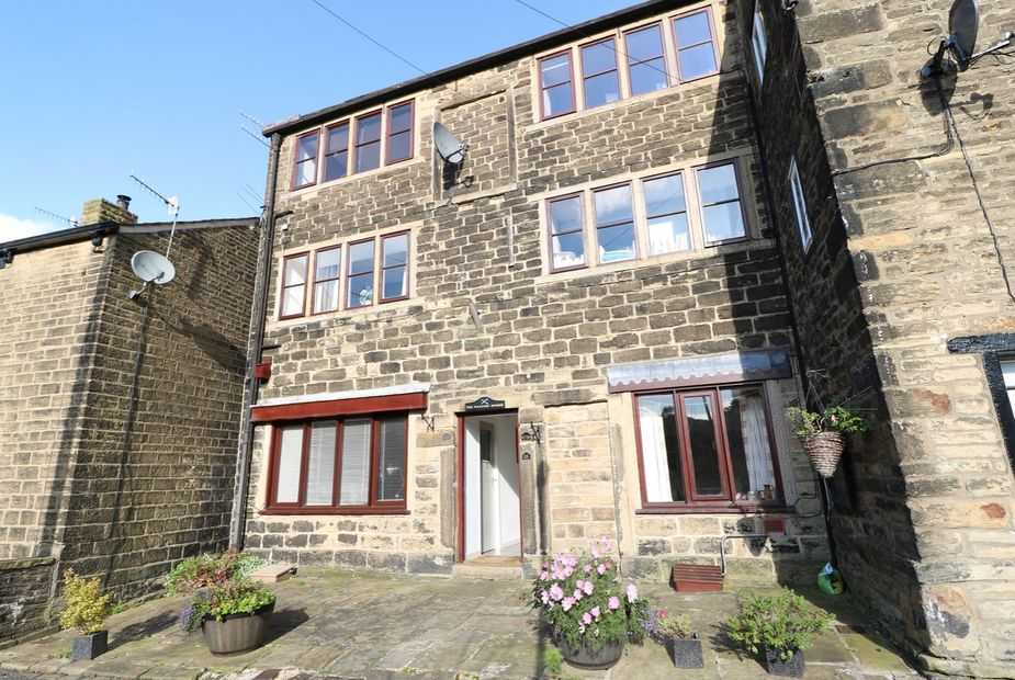 13A Kinder Road