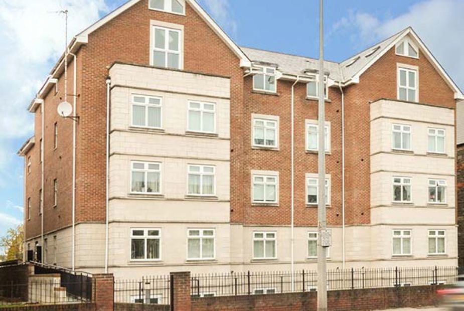Flat 3 Ashgrove Apartments