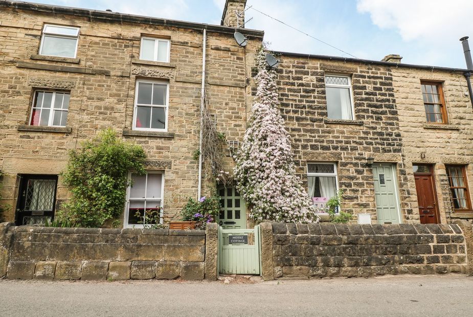 Middle Cottage Middle Cottage Eyam England Last Minute Cottages