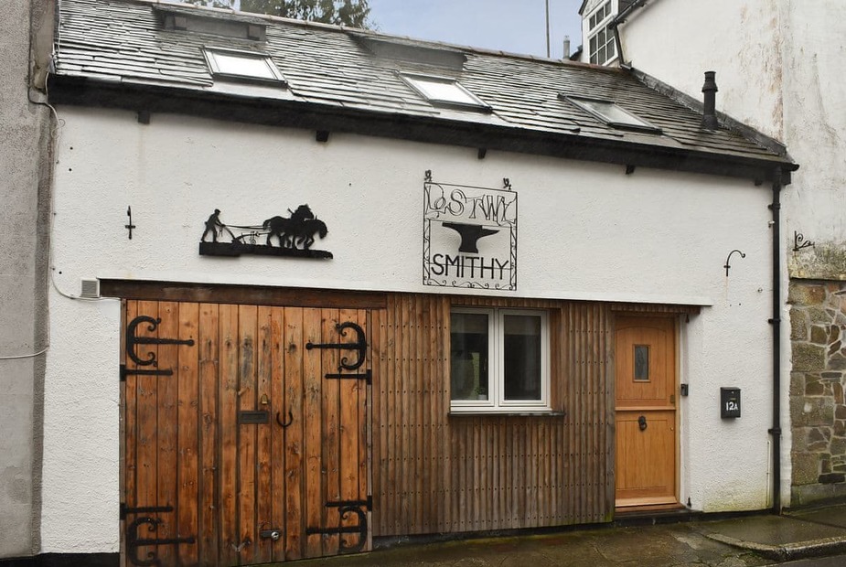 The Smithy Quirky former smithy lovingly converted to a wonderful holiday home | The Smithy, Lostwithiel