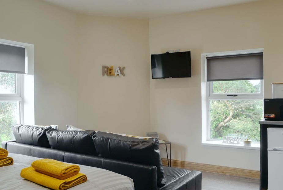 The Falls Studio accommodation | The Falls - Waterfall Country Apartments, Coelbren, near Ystradgynlais
