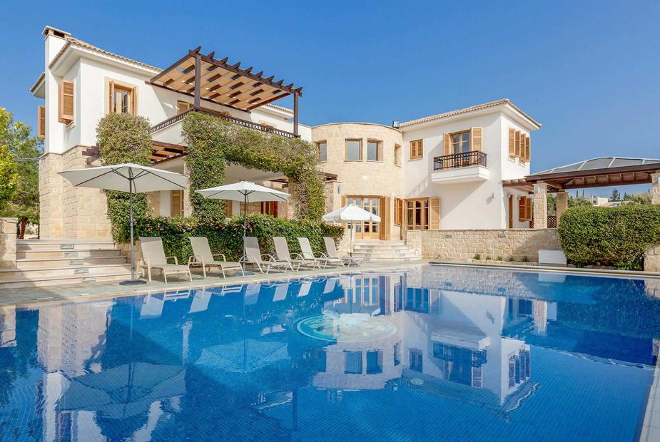 Villa Phoenix