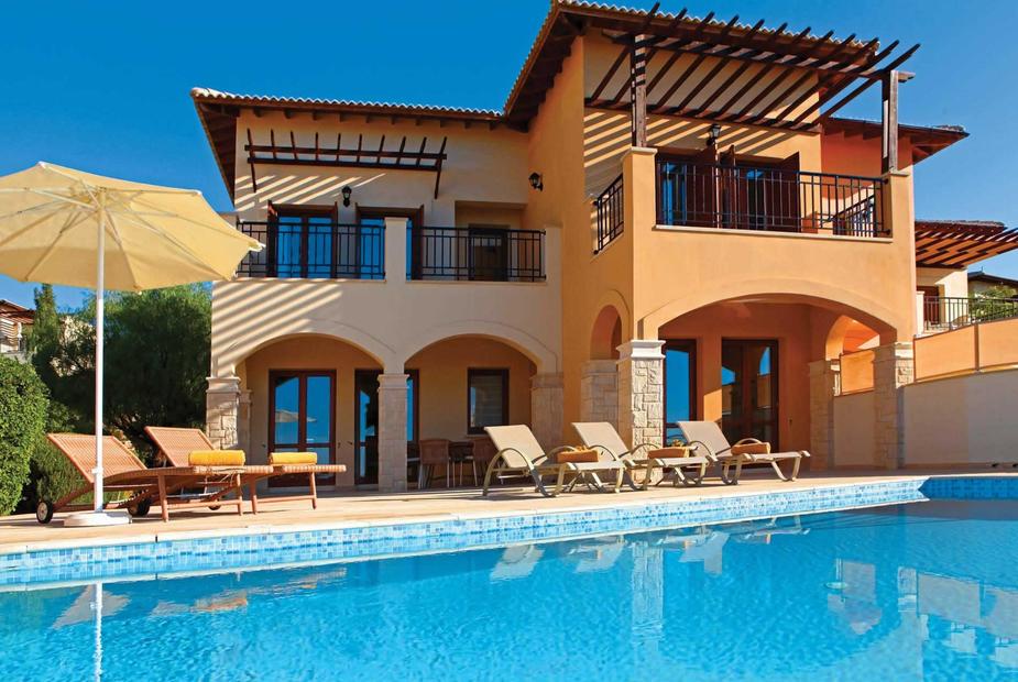 Theseus Village TE02